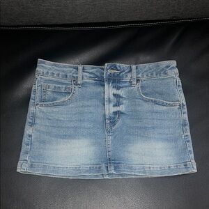 Chic Light Blue Denim Mini Skirt